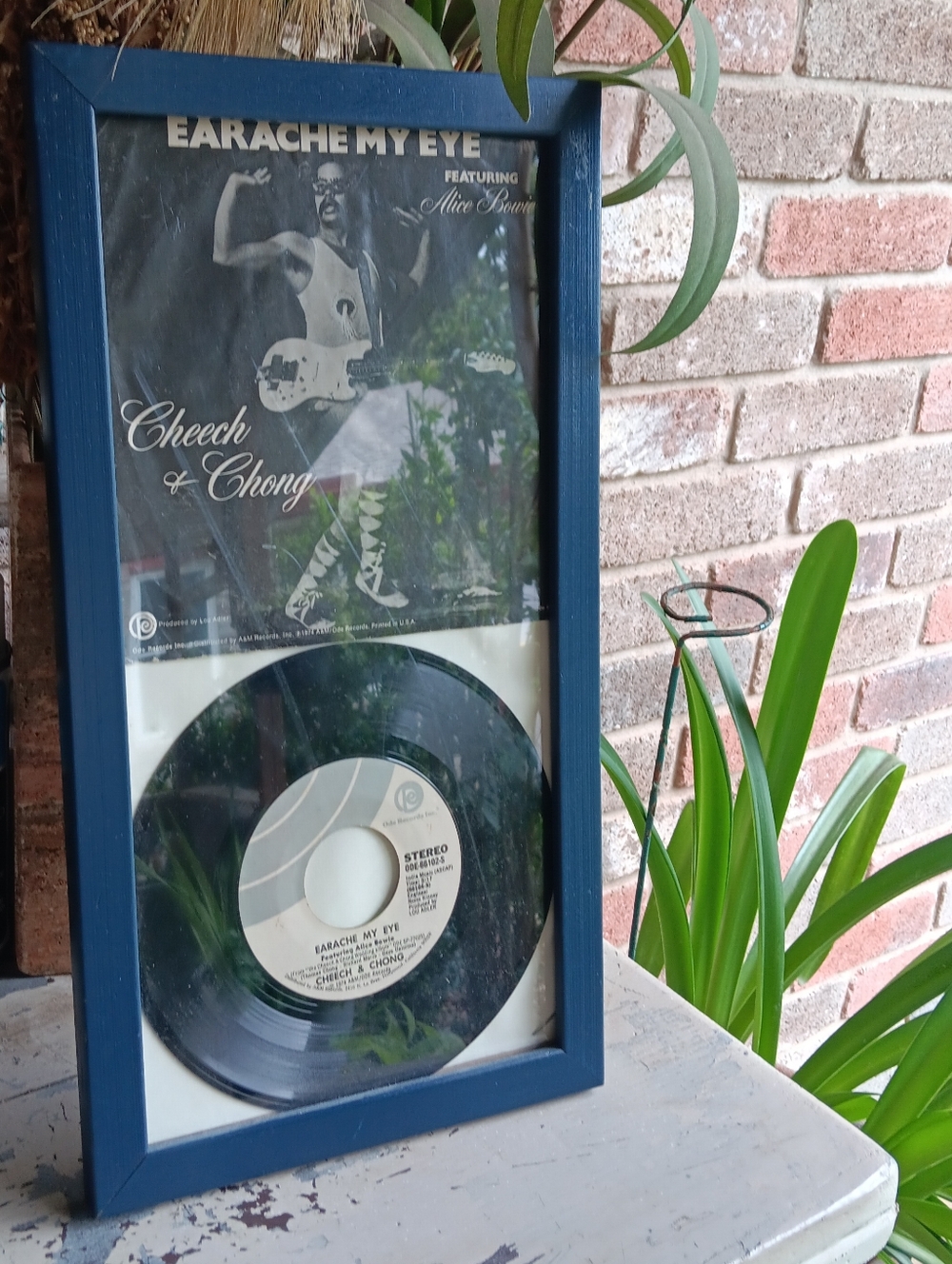 CHEECH & CHONG/EARACHE MY EYE 45 Framed